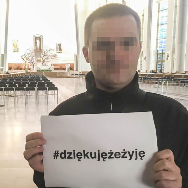 Zagadkowa śmierć księdza Grzegorza w basenie. Miał powiedzieć, że „musi się schłodzić”