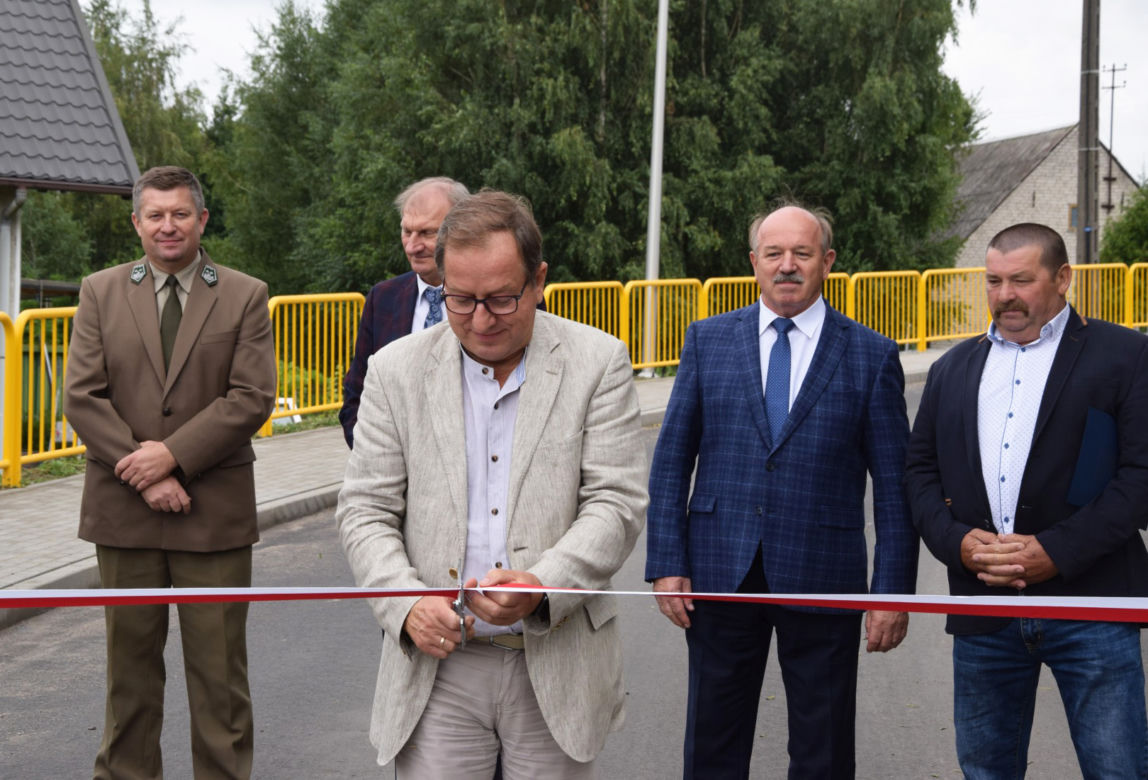 Gmina Iława: Oddanie do użytku drogi Dół-Ławice
