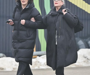 Krystyna Janda kurzy w aucie