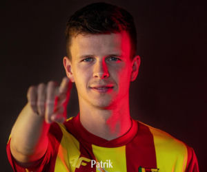 Sensacyjny transfer w Ekstraklasie! Jeden z najlepszych piłkarzy już u rywali. 1,7 mln euro