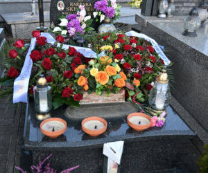 Grób pani Basi w pierwszą rocznicę śmierci