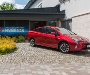Toyota Prius Hybrid IV generacja