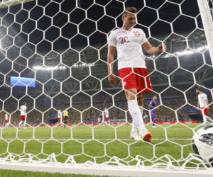Przeproście! I oddajcie kasę za mundial!