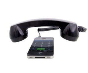 POMYSŁ na PREZENT: designerskie gadżety do telefonów komórkowych