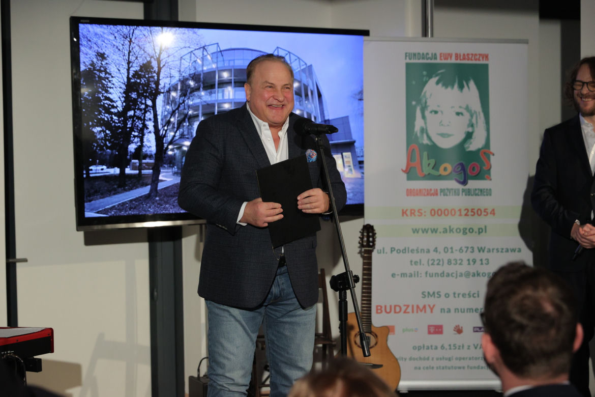 Budzik już może budzić dorosłych. Klinika dla osób w śpiączce już otwarta!