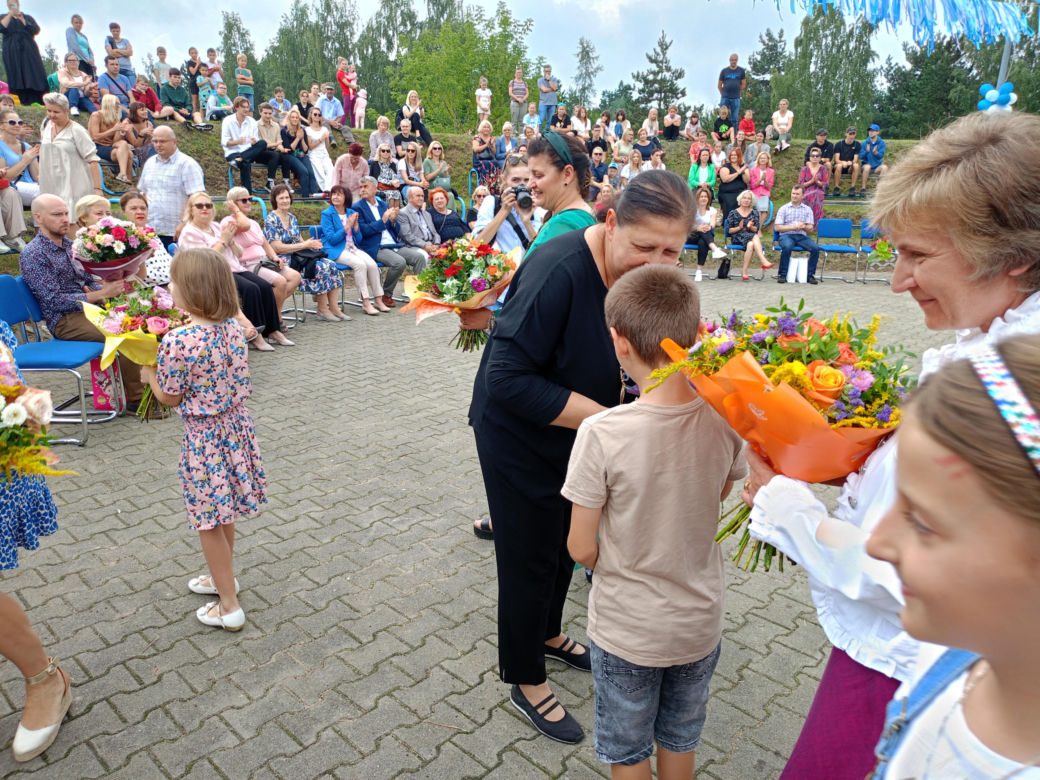 Jubileusz 25-lecia siedleckiej SOS Wioski Dziecięcej był okazją do wspólnej zabawy i wręczenia prezentów i pamiątek dla osób zaangażowanych w program