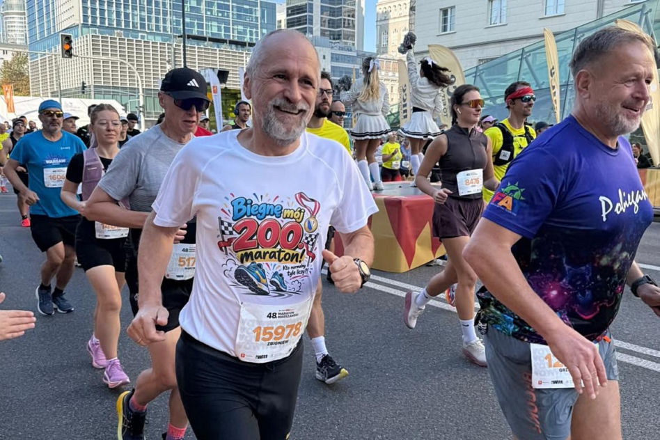 Najstarszy rekordzista ma 76 lat, najmłodszy - 50. Dlaczego młodsi żołnierze nie biegają w maratonach?