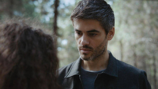 Dziedzictwo, odc. 892. Nana, Poyraz