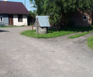 Podkarpackie. Córka z samotności skoczyła do studni