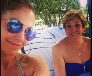 Jennifer Lopez bez makijażu na Instagramie! Piękna?