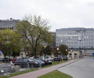 Andrzej Poczobut już w Warszawie. Jest w szpitalu MSWiA na badaniach lekarskich