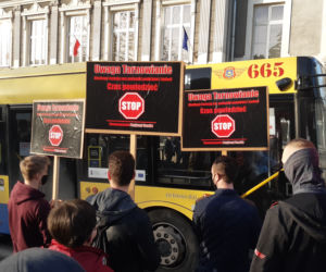 Stop podwyżkom za wodę! Uliczny protest mieszkańców Tarnowa