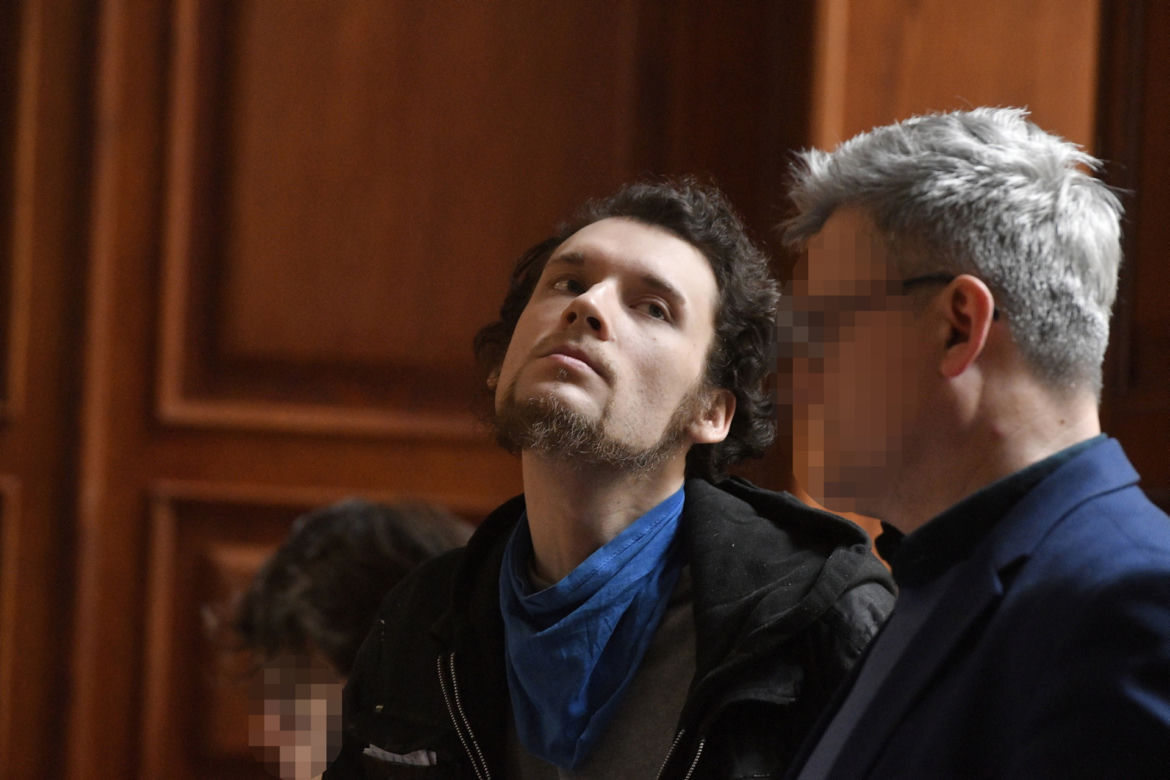 Amerykanin Karl Pfeffer gra przed sądem