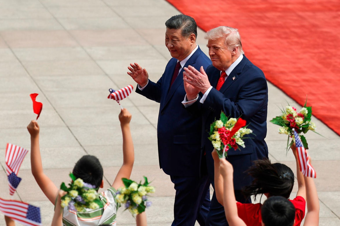 Trump w Chinach! Zobacz spotkanie. "Wielki przywódca, fantastyczna przyszłość"
