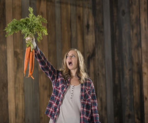 Czy jedzenie marchwi może poprawić wzrok? Profesor okulistyki analizuje popularną tezę