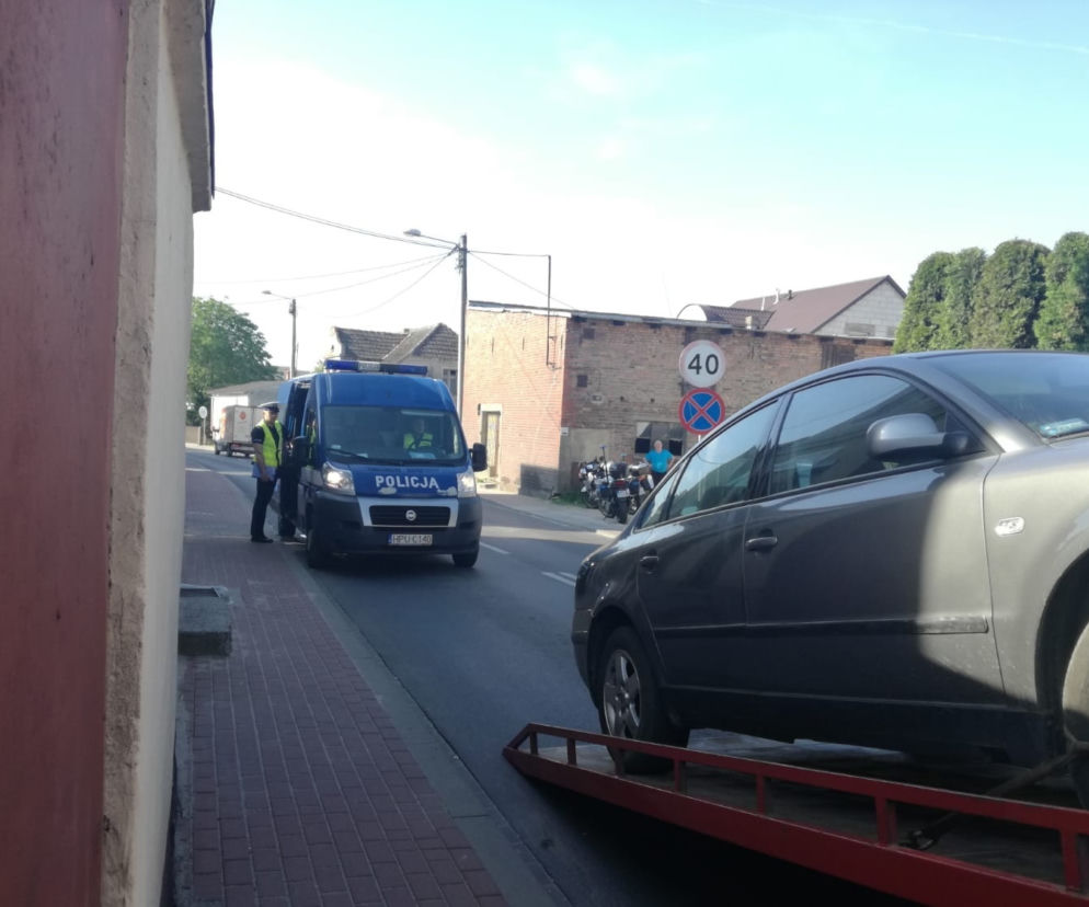 Pijany 53-latek uciekał przed policjantem na motorze
