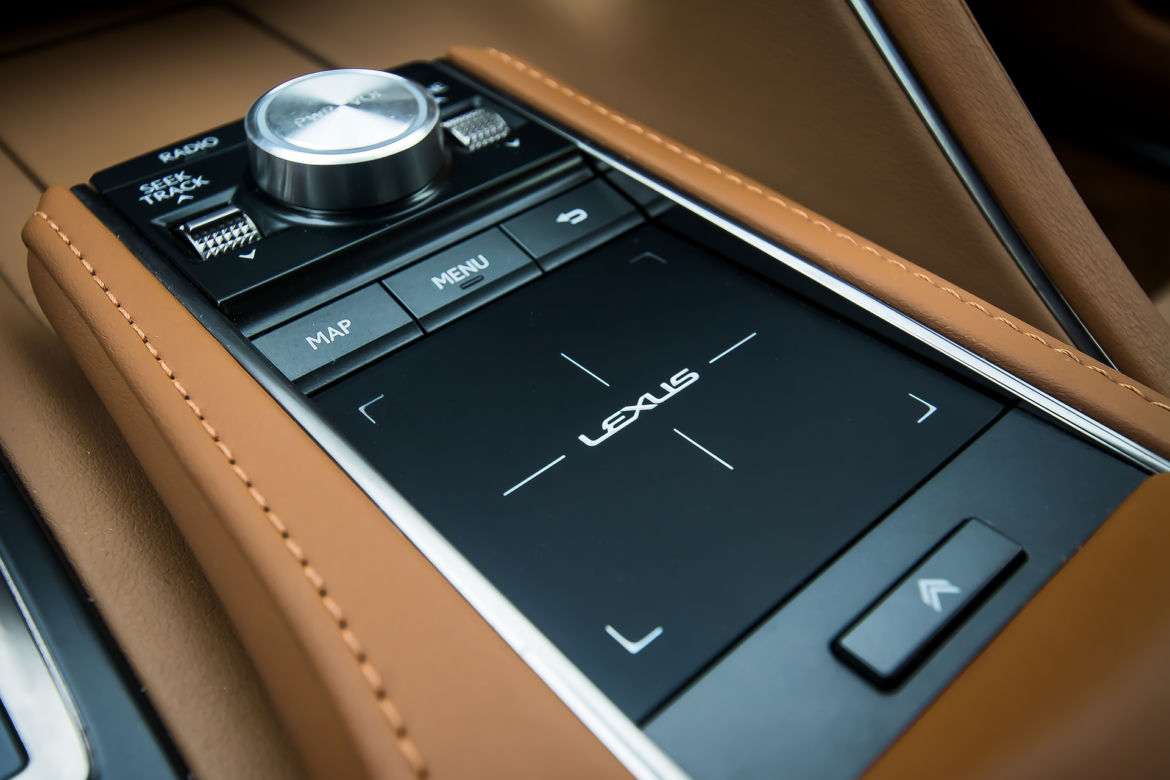 Lexus LC500h 3.5 V6 359 KM Superturismo