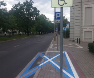 Nowy sposób oznaczania miejsc parkingowych dla niepełnosprawnych.