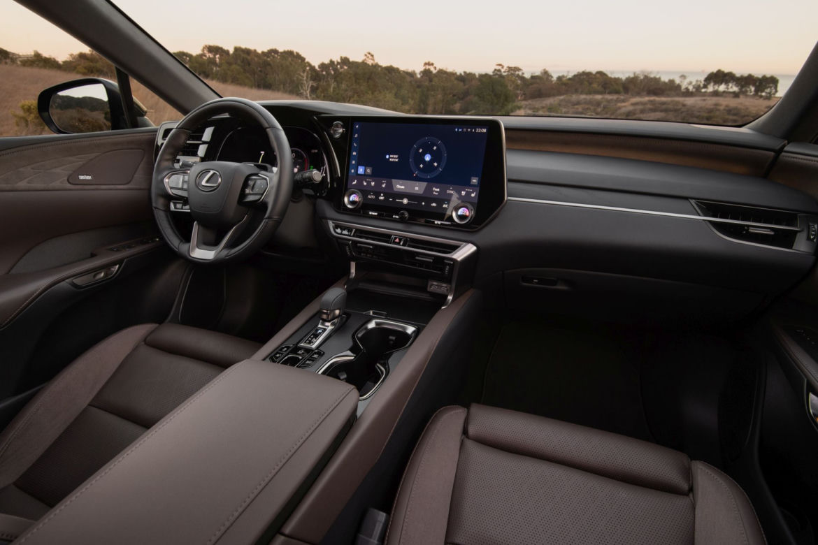 Lexus RX 450h+ AWD (2023)