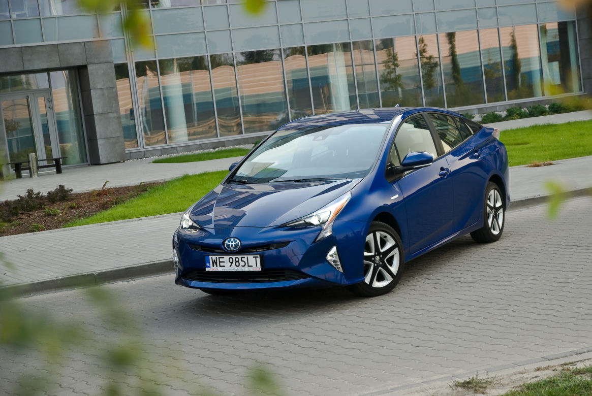 Toyota Prius IV