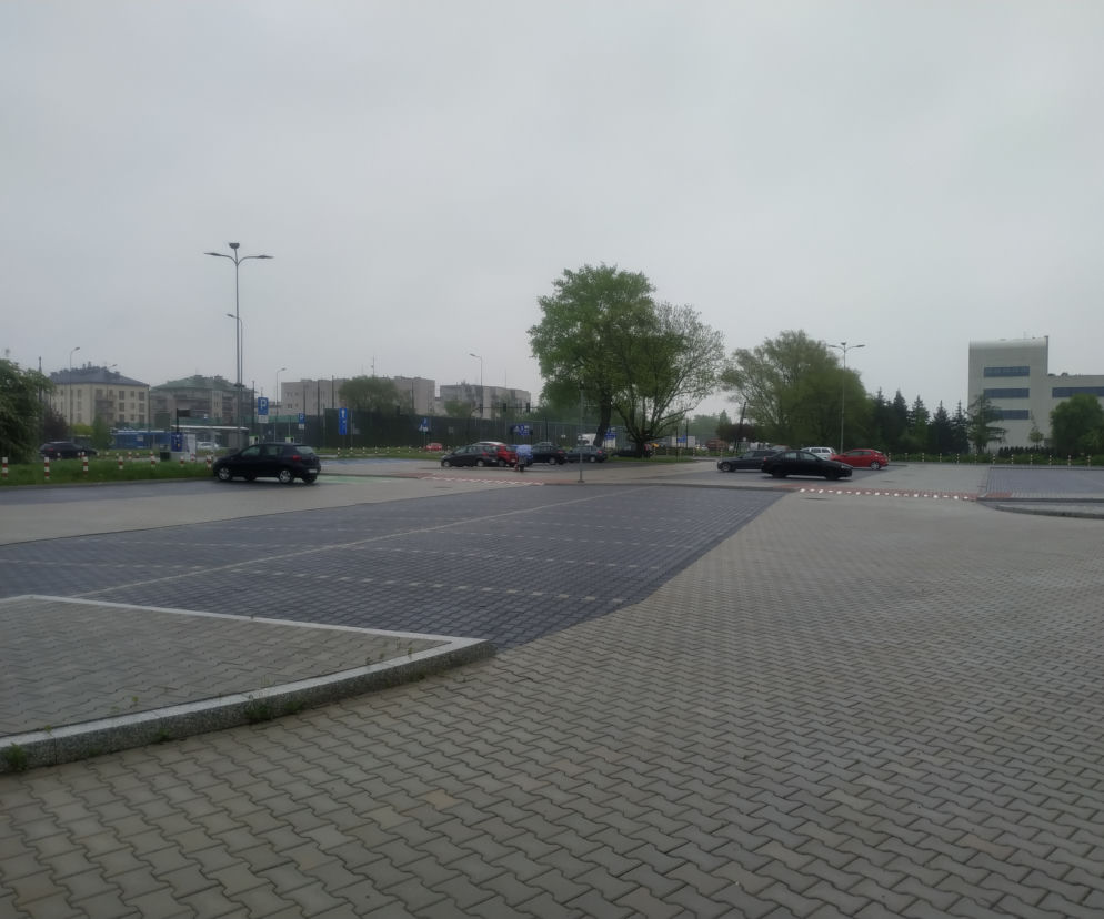 Parking P+R Mały Płaszów jak dotąd przynosi miastu tylko straty. Urzędnicy chcą to zmienić