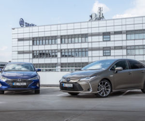 Toyota Corolla Sedan 1.8 Hybrid 122 KM e-CVT vs Hyundai Elantra Style 1.6 MPI 6MT