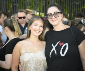 Drugi koncert The Weeknd w Warszawie. Najwierniejsi fani nie przestraszyli się morderczego upału. Znajdź się na zdjęciach