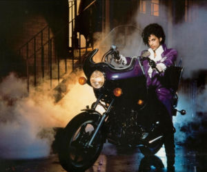 Wspominamy film Purple Rain. Główną rolę zagrał w nim Prince 