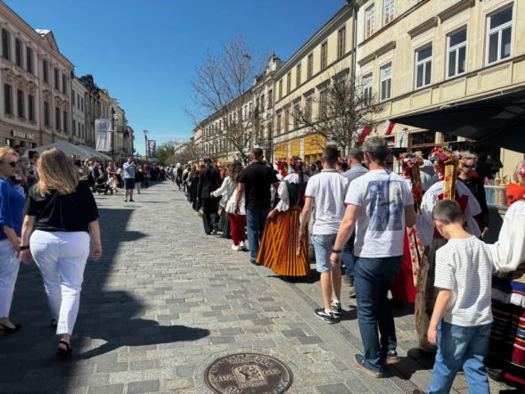 Rekordowy polonez na ulicach miasta. Tak mieszkańcu Lublina świętowali 3 maja