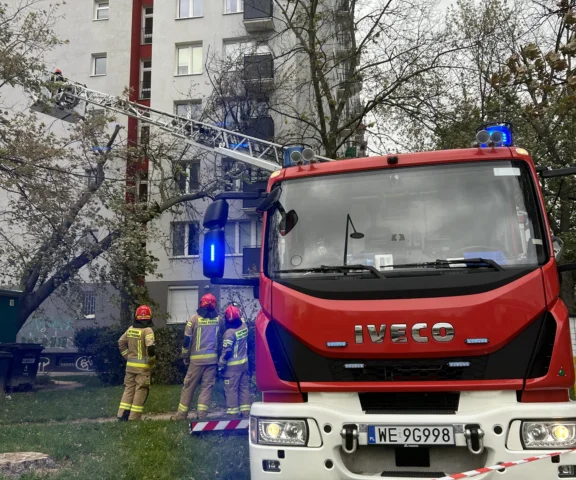 Burze nad Polską. Setki interwencji, tysiące domów bez prądu. IMGW ostrzega