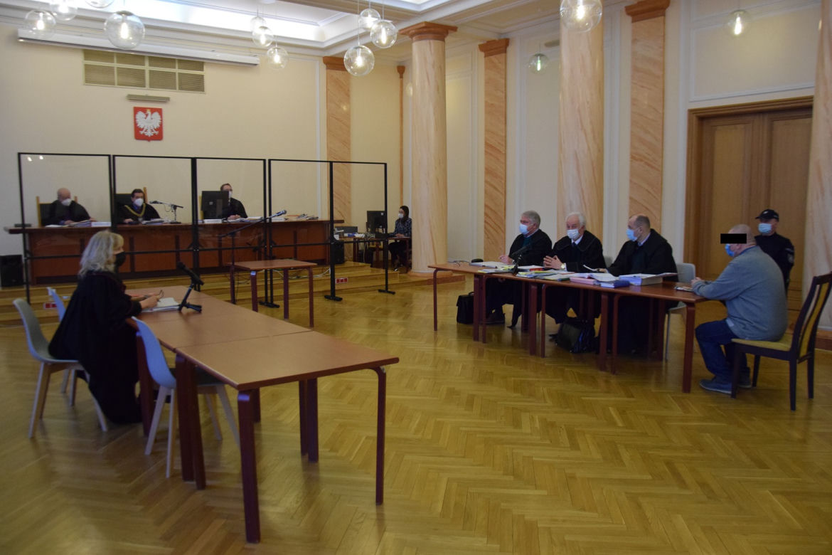 Podkarpackie. Ojciec przez lata gwałcił córkę [ZDJĘCIA]
