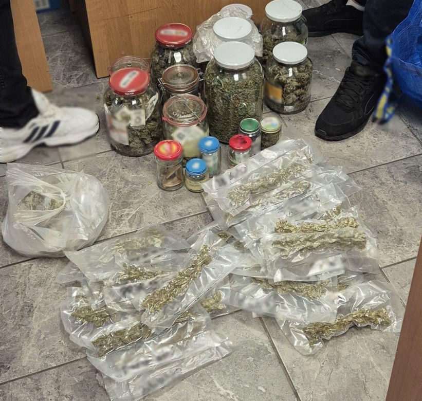 5 kilogramów narkotyków w domu 38-latka