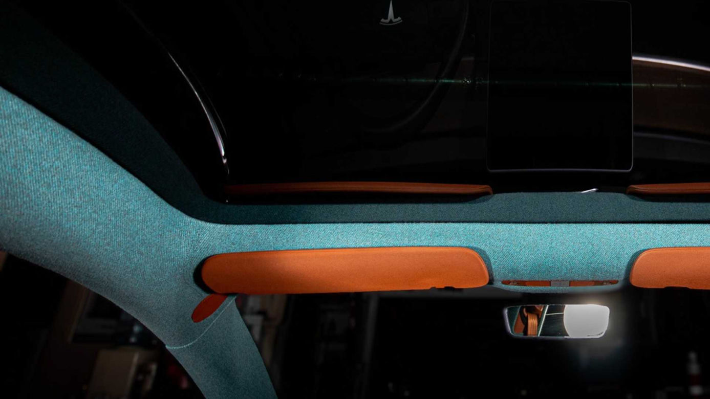 Tesla Model 3 z wnętrzem od Vilner