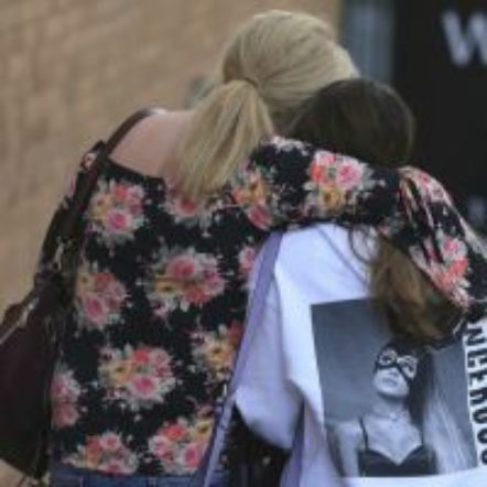 Rodzice nadal szukają dzieci po zamachu w Manchesterze. Najmłodsze ma 8 lat – informacje, premiery teledysków – ESKA.pl