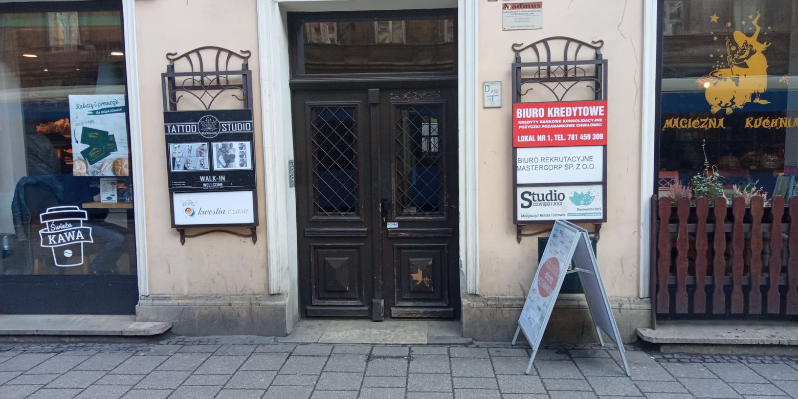 Jest pomysł na walkę ze szpetnymi szyldami. Pomysł przywędrował z Gdańska!