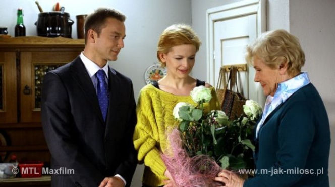 M jak miłość. Marta (Dominika Ostałowska), Andrzej (Krystian Wieczorek), Barbara (Teresa Lipowska)