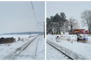 Fatalne warunki na drogach w Podlaskiem. Wypadki i samochody w rowach [ZDJĘCIA]