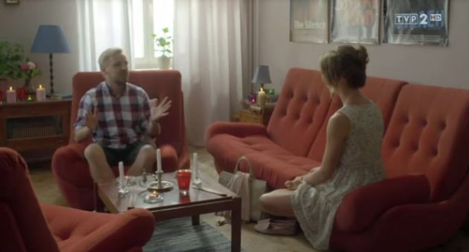 O mnie się nie martw 7, odcinek 9, Krzysiek (Paweł Domagała), Marta (Katarzyna Ankudowicz)