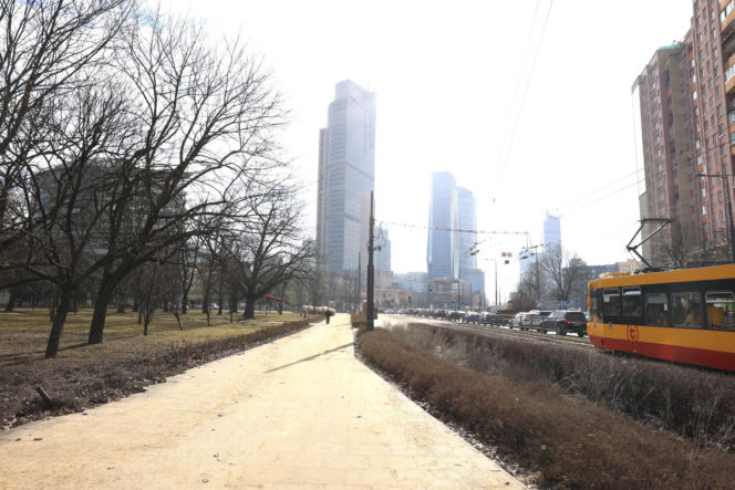 Ulica Leszno w Warszawie, choć zmieniała nazwy, dla pokolenia wojennego pozostała symbolem tragicznych wydarzeń