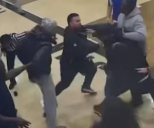 Bijatyka matek i ojców w katolickiej szkole! Ich dzieci patrzyły