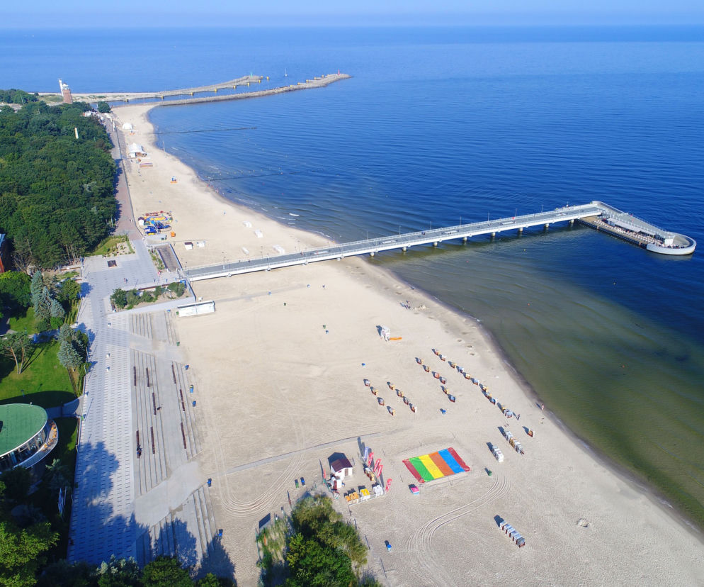 Kołobrzeg. WSPANIAŁA wiadomość dla turystów! Latem będzie 11 morskich kąpielisk!
