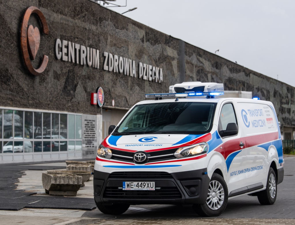 Specjalistyczna Toyota Proace na służbie w Centrum Zdrowia Dziecka