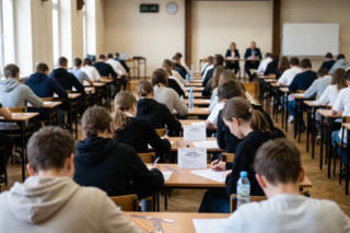 Egzaminy ósmoklasisty 2026 matematyka. Kiedy jest i ile trwa E8 z matematyki?