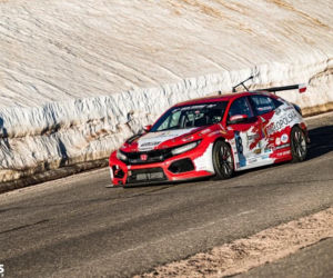 Maciej Serafin stanie na starcie ekstremalnego wyścigu Pikes Peak International Hill Climb