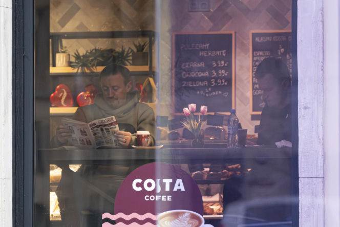 Adam Małysz z przyjacielem na kawie po spotkaniu z Prezydentem