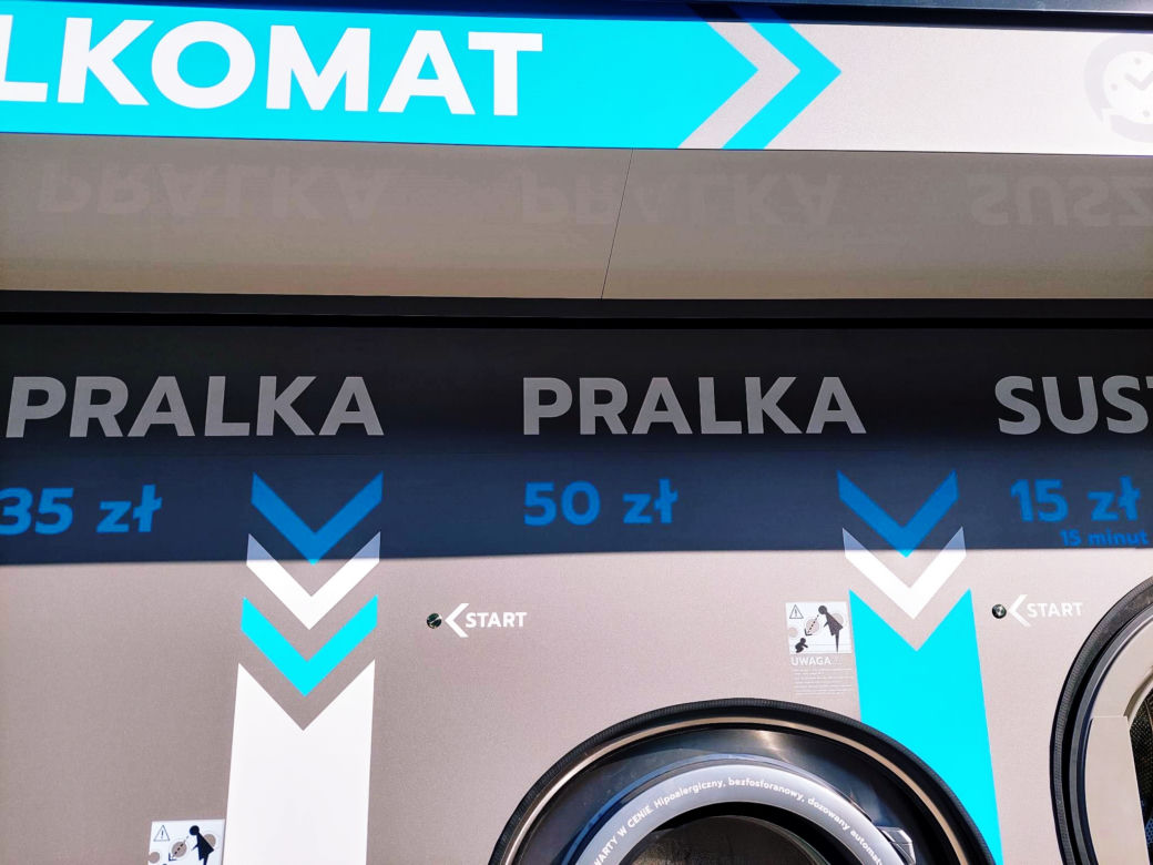 Swoje brudy wypierzesz na ulicy za 35 złotych, a potem jeszcze je wysuszysz