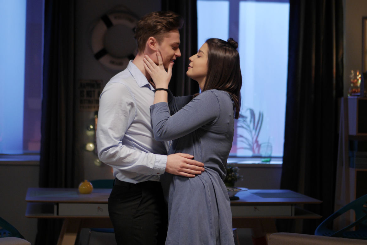 Pierwsza miłość, Krystian (Patryk Pniewski), Kalina (Magdalena Dąbrowska)