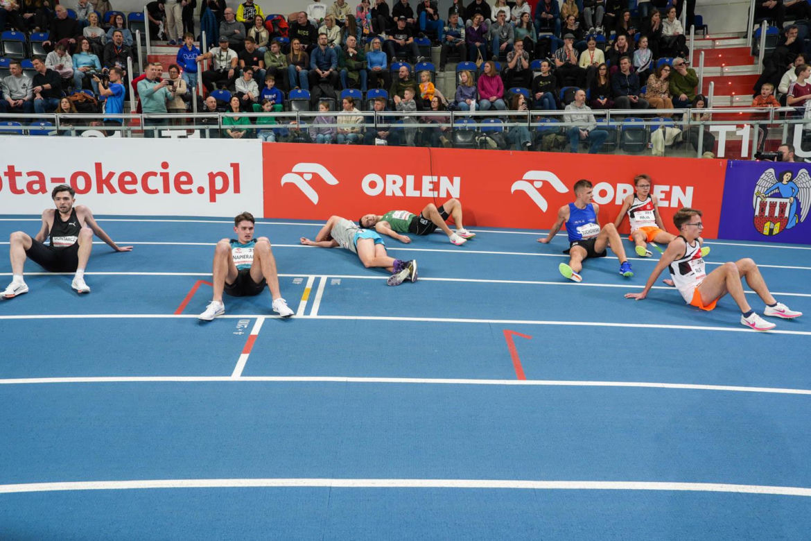 Halowe Mistrzostwa Polski 2025 w Arenie Toruń. Zdjęcia kibiców z trybun i sportowców