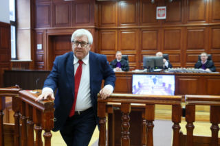 Czarnecki stanął na ławie oskarżonych. Zwróciłem pieniądze sześć lat temu!