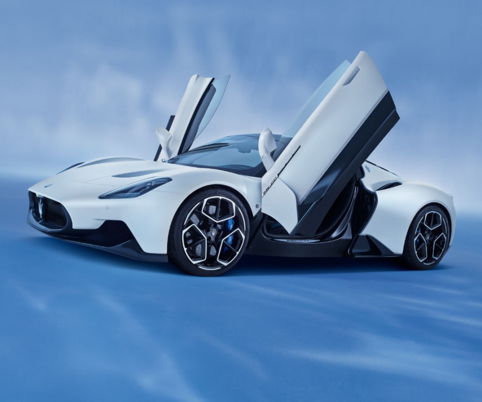 Maserati MC20